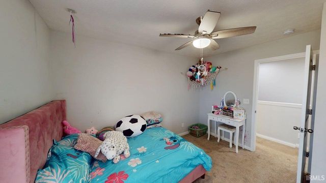 302 W Stellar Way, Huntingburg, IN 47542