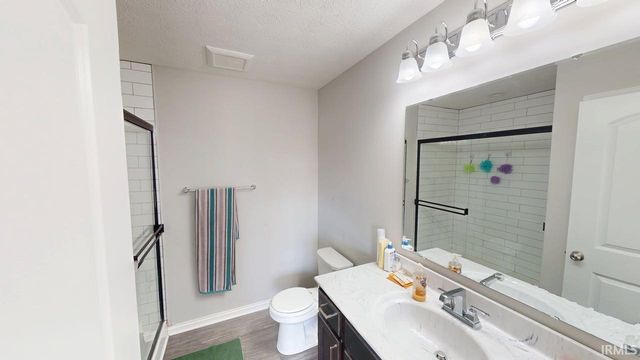 302 W Stellar Way, Huntingburg, IN 47542