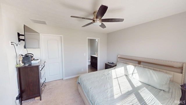 302 W Stellar Way, Huntingburg, IN 47542