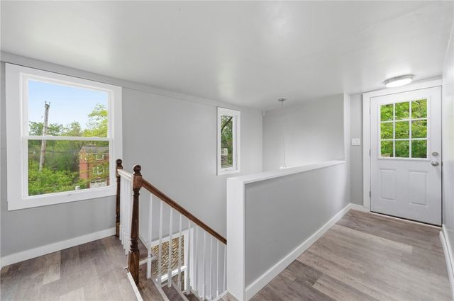 1019 Sherwood Rd, Forest Hills Boro, PA 15221