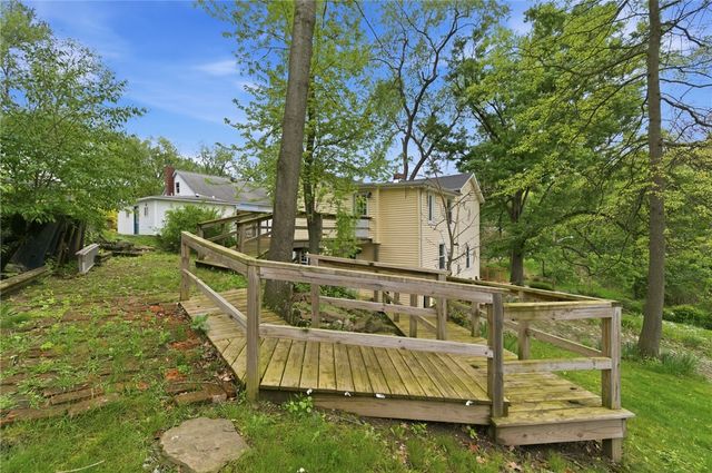 1019 Sherwood Rd, Forest Hills Boro, PA 15221