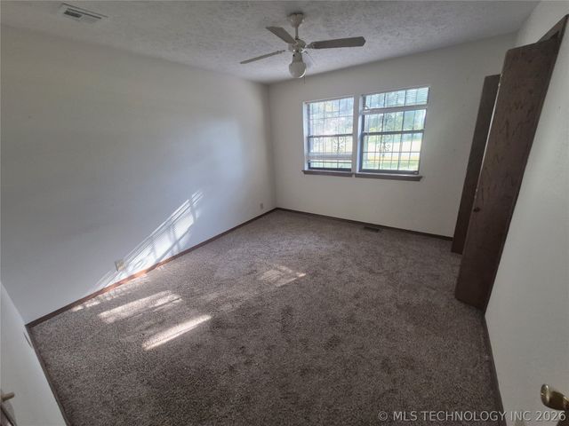 196 Elm Drive, Pryor, OK 74361