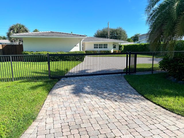 2625 SE 5th Street, Pompano Beach, FL 33062