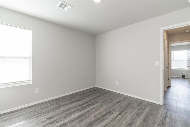 526 SE 3rd Terrace, Newcastle, OK 73065