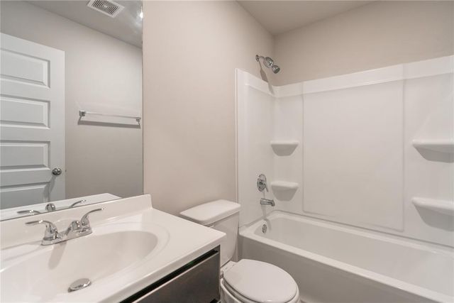 526 SE 3rd Terrace, Newcastle, OK 73065