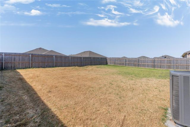526 SE 3rd Terrace, Newcastle, OK 73065