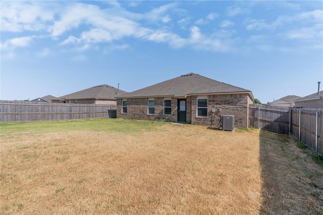 526 SE 3rd Terrace, Newcastle, OK 73065