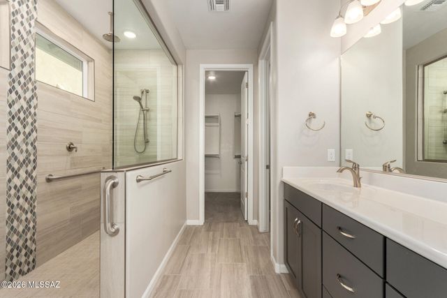 7818 W Buckeye PH W, Marana, AZ 85658