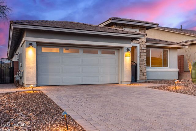 7818 W Buckeye PH W, Marana, AZ 85658