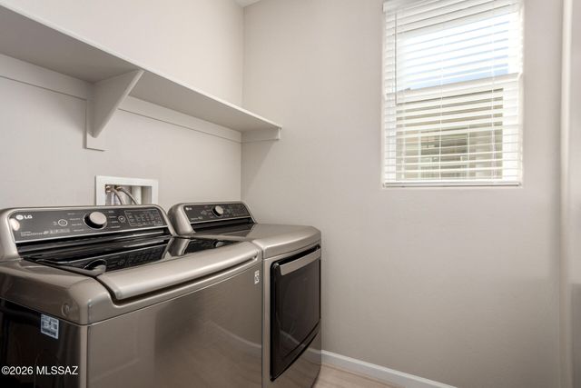 7818 W Buckeye PH W, Marana, AZ 85658