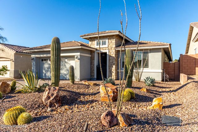 7818 W Buckeye PH W, Marana, AZ 85658