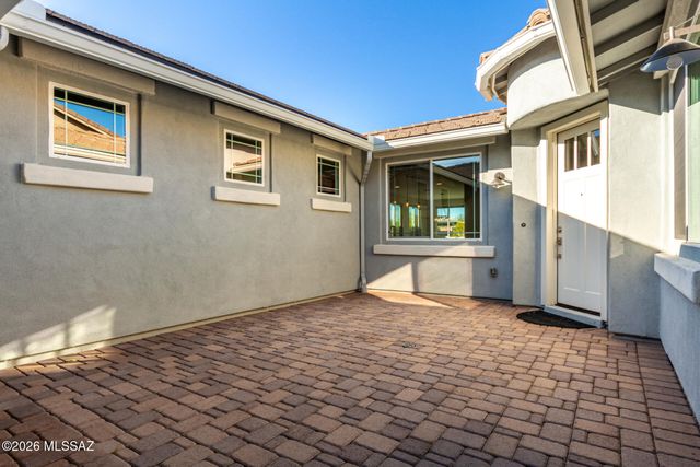 7818 W Buckeye PH W, Marana, AZ 85658