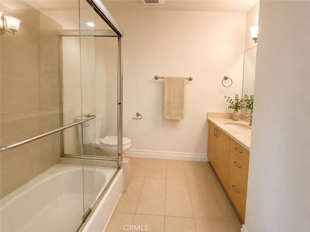 917 S New Hampshire Avenue 315, Los Angeles, CA 90006