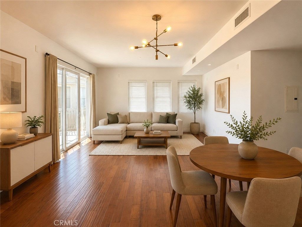 917 S New Hampshire Avenue 315, Los Angeles, CA 90006
