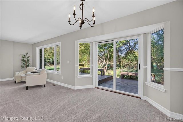 660 Gail Court, Oxford Charter Township, MI 48371