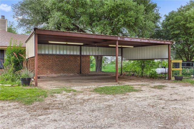 2773 County Road 268, Snook, TX 77878
