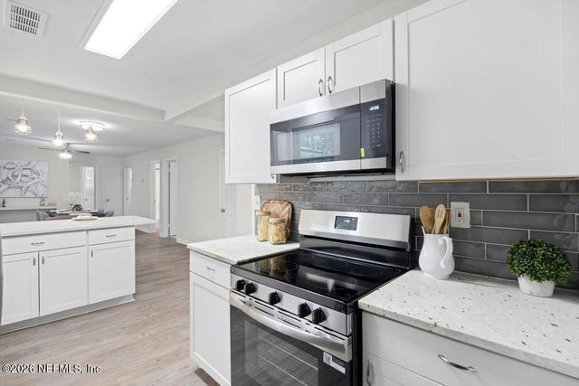 3055 OAK Road, Orange Park, FL 32065