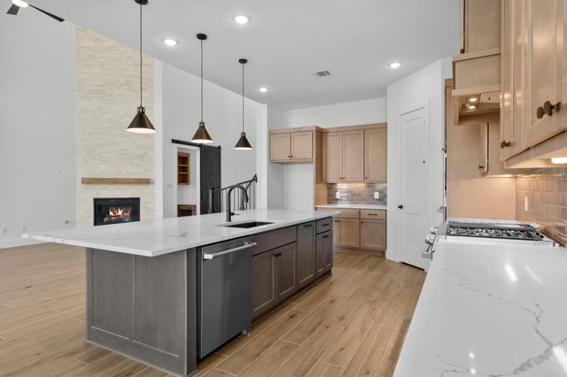 12226 Denham Drive, Mont Belvieu, TX 77523