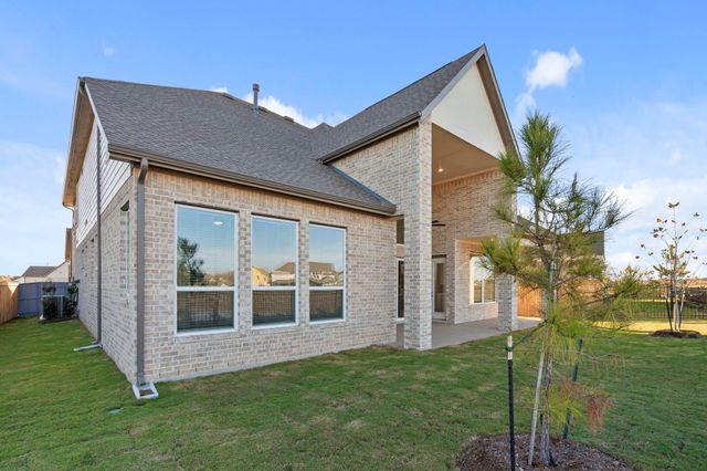 12226 Denham Drive, Mont Belvieu, TX 77523