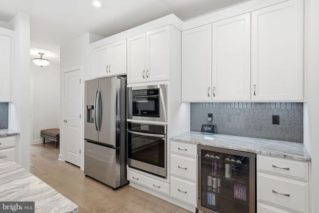 43065 GREELEY SQ, Ashburn, VA 20148