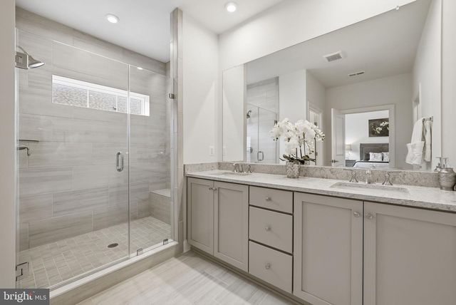 43065 GREELEY SQ, Ashburn, VA 20148