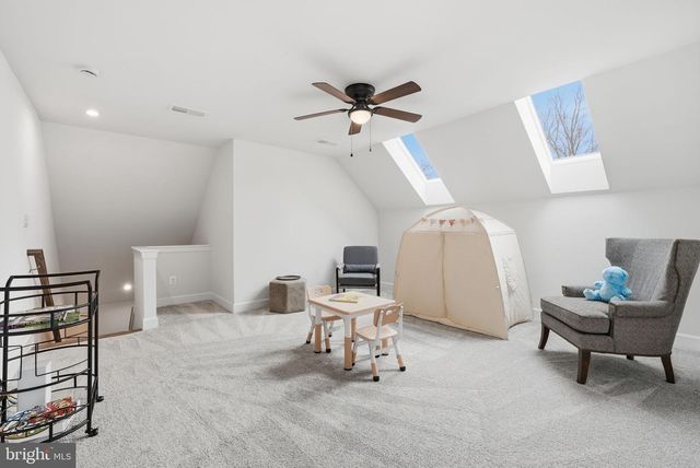 43065 GREELEY SQ, Ashburn, VA 20148