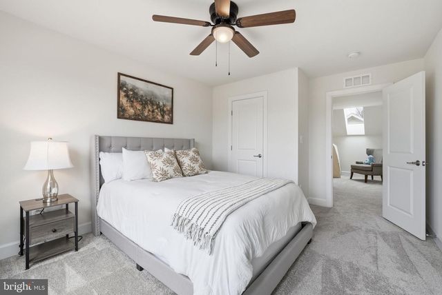 43065 GREELEY SQ, Ashburn, VA 20148