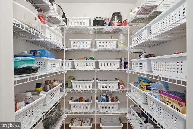 43065 GREELEY SQ, Ashburn, VA 20148