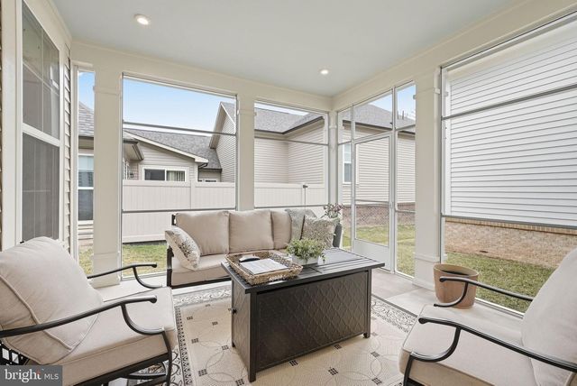 43065 GREELEY SQ, Ashburn, VA 20148