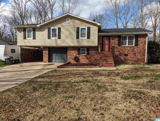 3232 VIRGINIA DRIVE, Hueytown, AL 35023