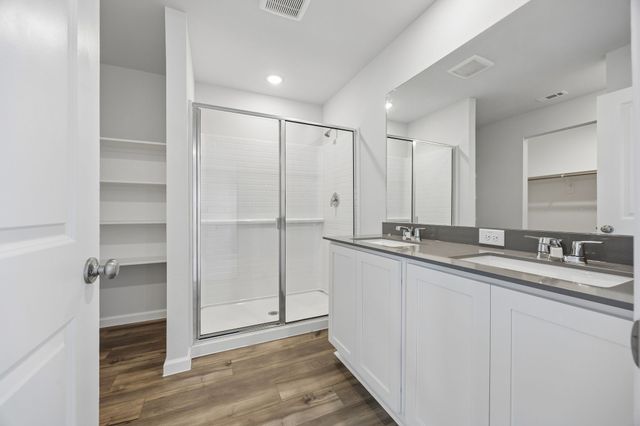 828 Hillcrest Boulevard, Princeton, TX 75407