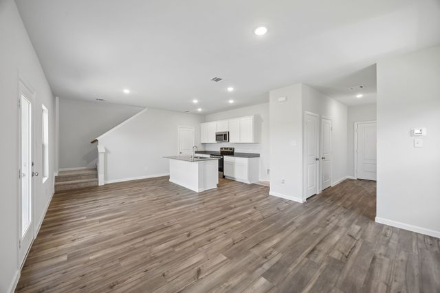 828 Hillcrest Boulevard, Princeton, TX 75407