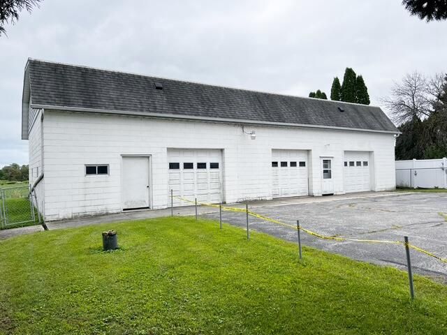 3305 Whistle LANE, Two Rivers, WI 54241