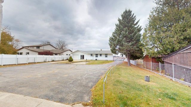 3305 Whistle LANE, Two Rivers, WI 54241