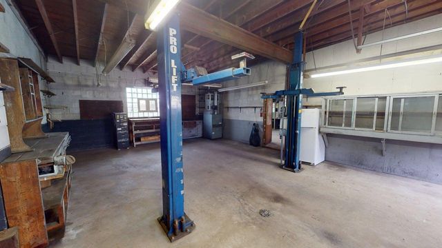 3305 Whistle LANE, Two Rivers, WI 54241