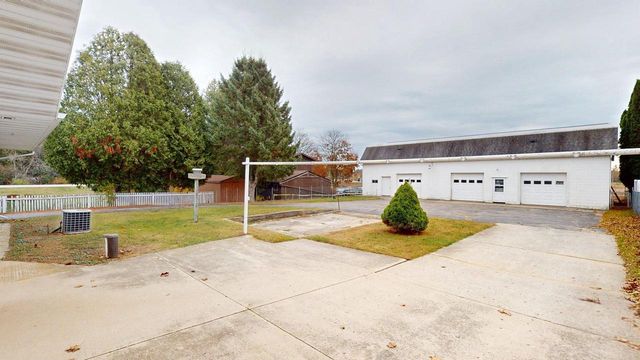 3305 Whistle LANE, Two Rivers, WI 54241