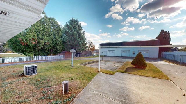 3305 Whistle LANE, Two Rivers, WI 54241