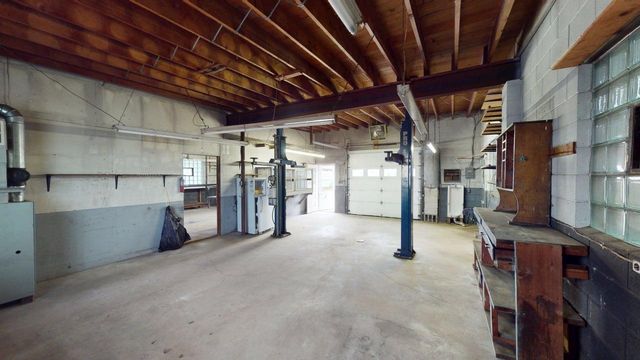 3305 Whistle LANE, Two Rivers, WI 54241