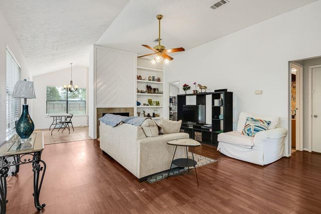 7710 Springville Drive, Houston, TX 77095