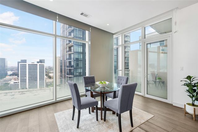 4521 San Felipe Street 1704, Houston, TX 77027