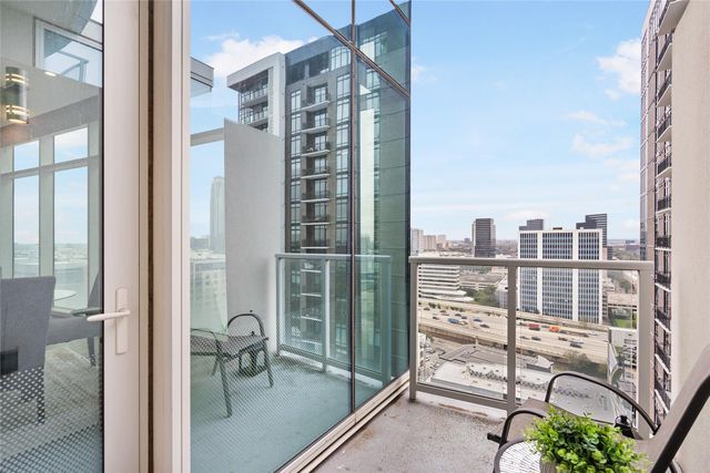 4521 San Felipe Street 1704, Houston, TX 77027