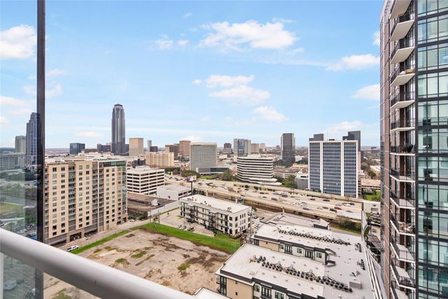 4521 San Felipe Street 1704, Houston, TX 77027