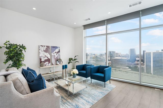 4521 San Felipe Street 1704, Houston, TX 77027