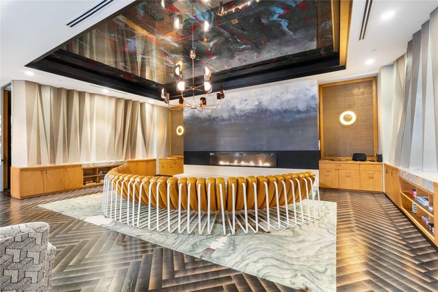 4521 San Felipe Street 1704, Houston, TX 77027