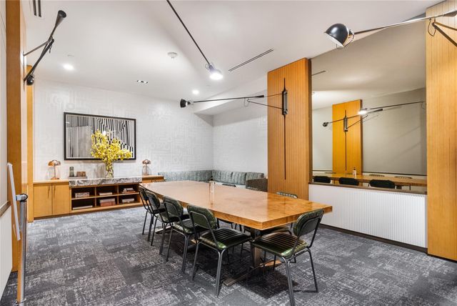 4521 San Felipe Street 1704, Houston, TX 77027