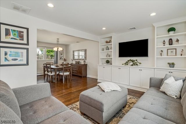 2105 Maple View Ct, Scotch Plains Twp., NJ 07076