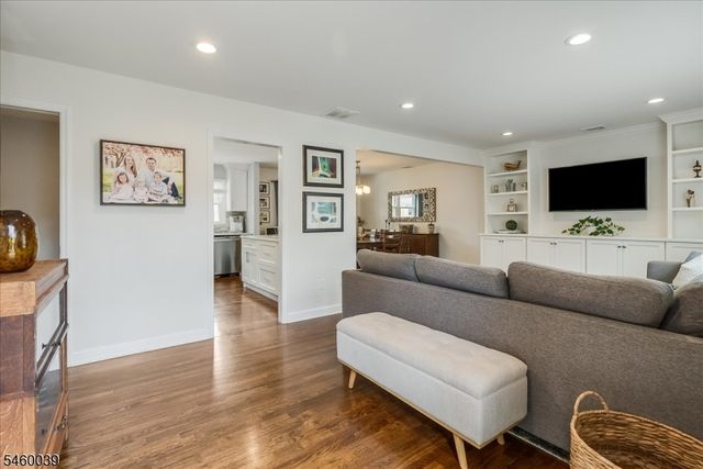 2105 Maple View Ct, Scotch Plains Twp., NJ 07076