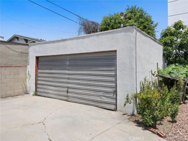 2917 Kenwood Avenue, Los Angeles, CA 90007
