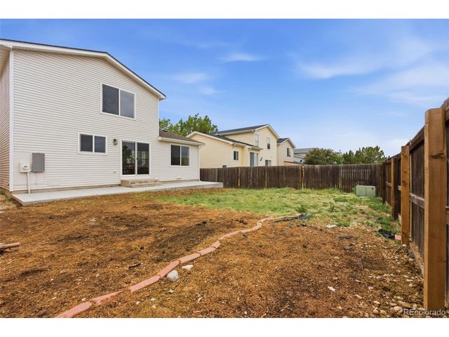 19787 Montview Dr, Aurora, CO 80011