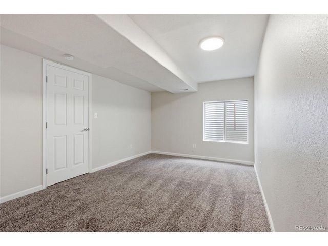 19787 Montview Dr, Aurora, CO 80011